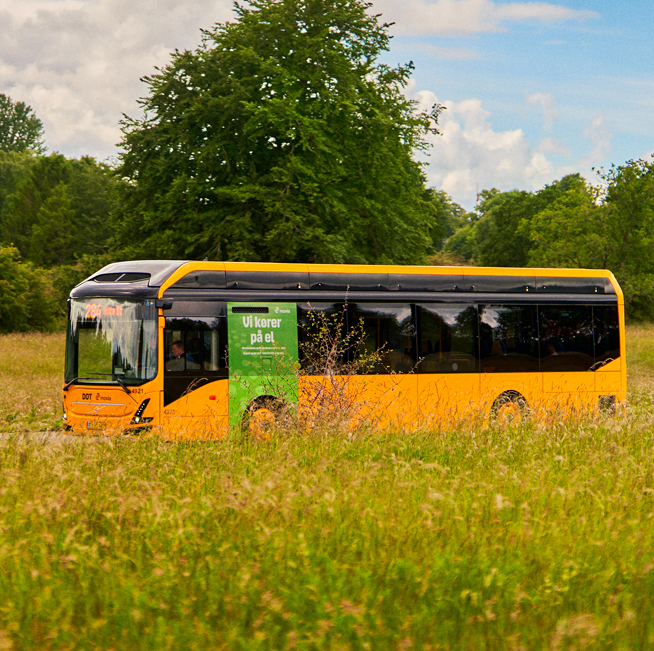 Tag bussen direkte til og fra markedspladsen til Dølle