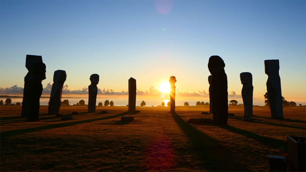 Tag lokaltoget og udforsk de særlige oplevelser langs strækningen