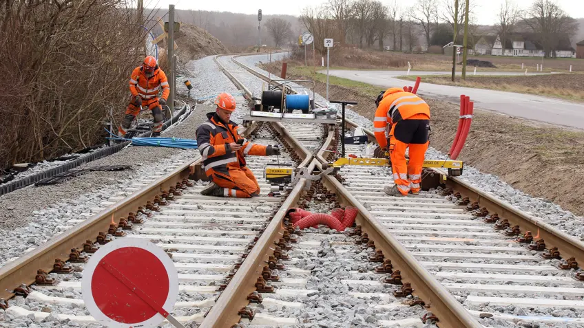 Togene ruller igen mellem Hårlev og Faxe Ladeplads - markeres med kaffe, pandekager og taler
